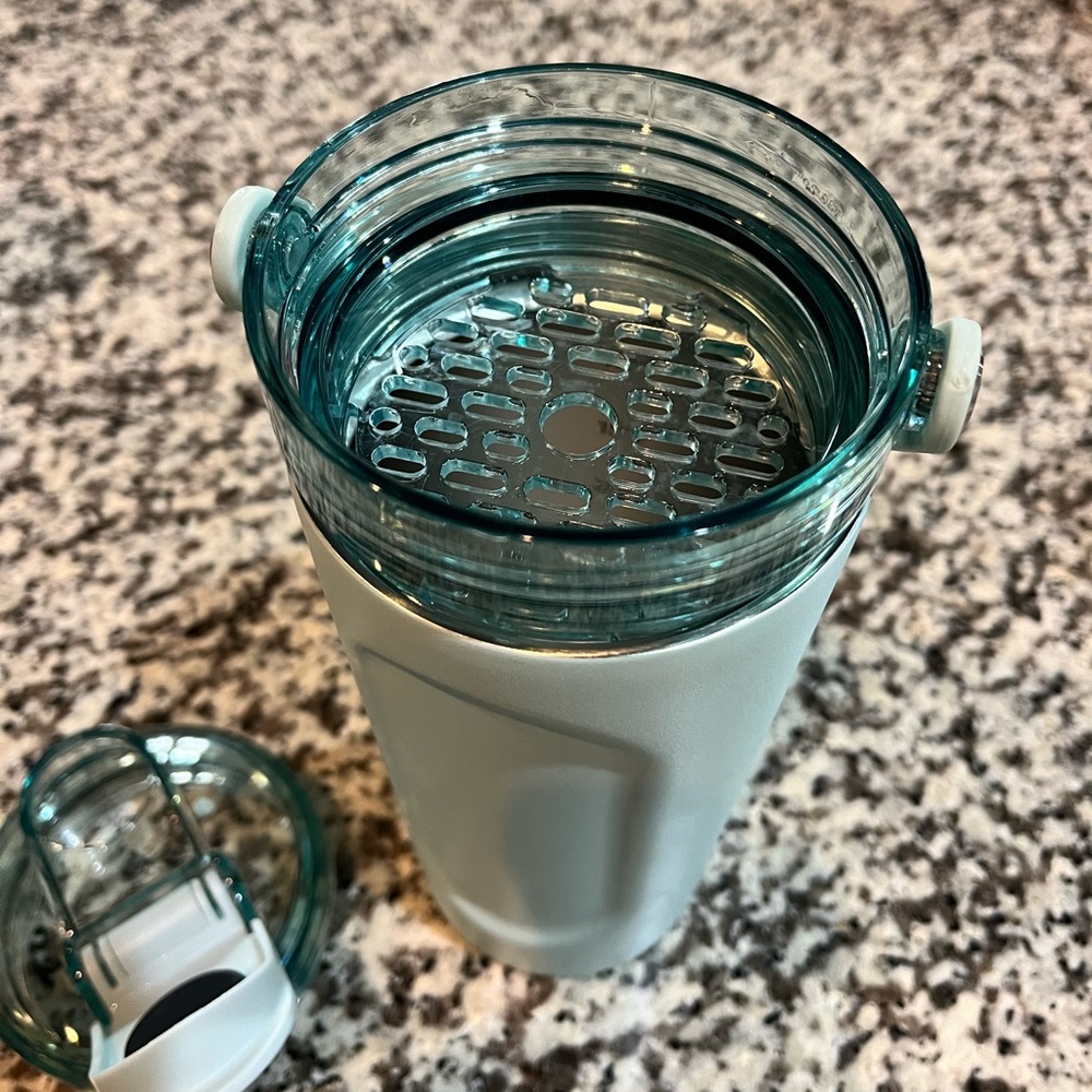 Brumate multishaker
